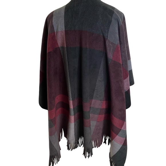 Marina Luna O/S Burgundy Gray Black Fringe Poncho Cape. One Size - Picture 2 of 13